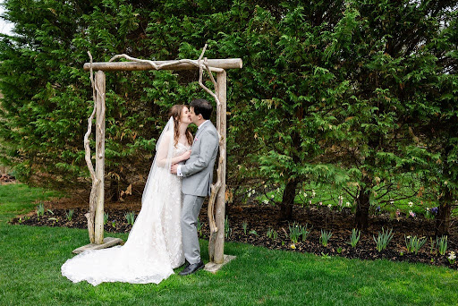 Summer Wedding Tips for the Perfect Warm Weather Celebration